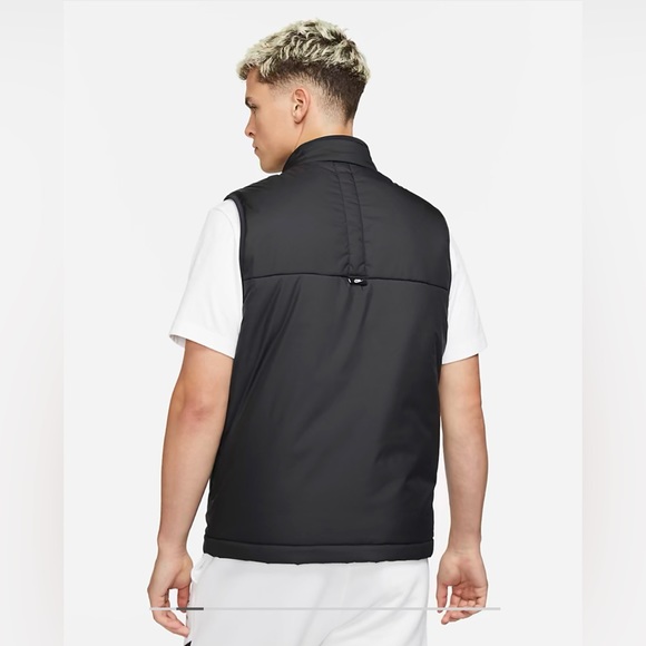Nike Men’s Therma-Fit Legacy Sportswear Vest Black Size M - Picture 2 of 8